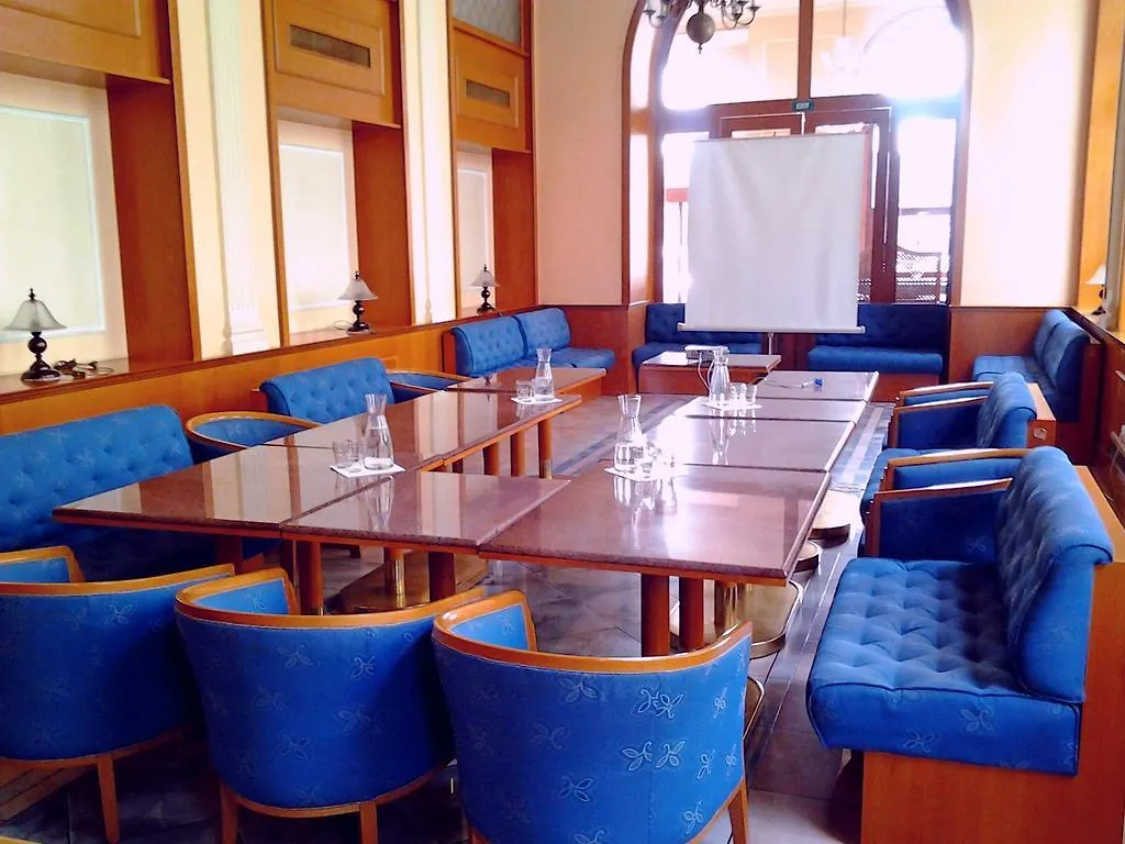 Hotel Opera Praga