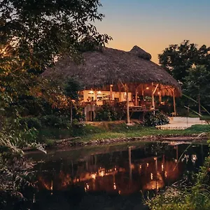 el-valle-lodge.comcaribbean.com/