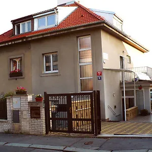 3* Vendégház Nika