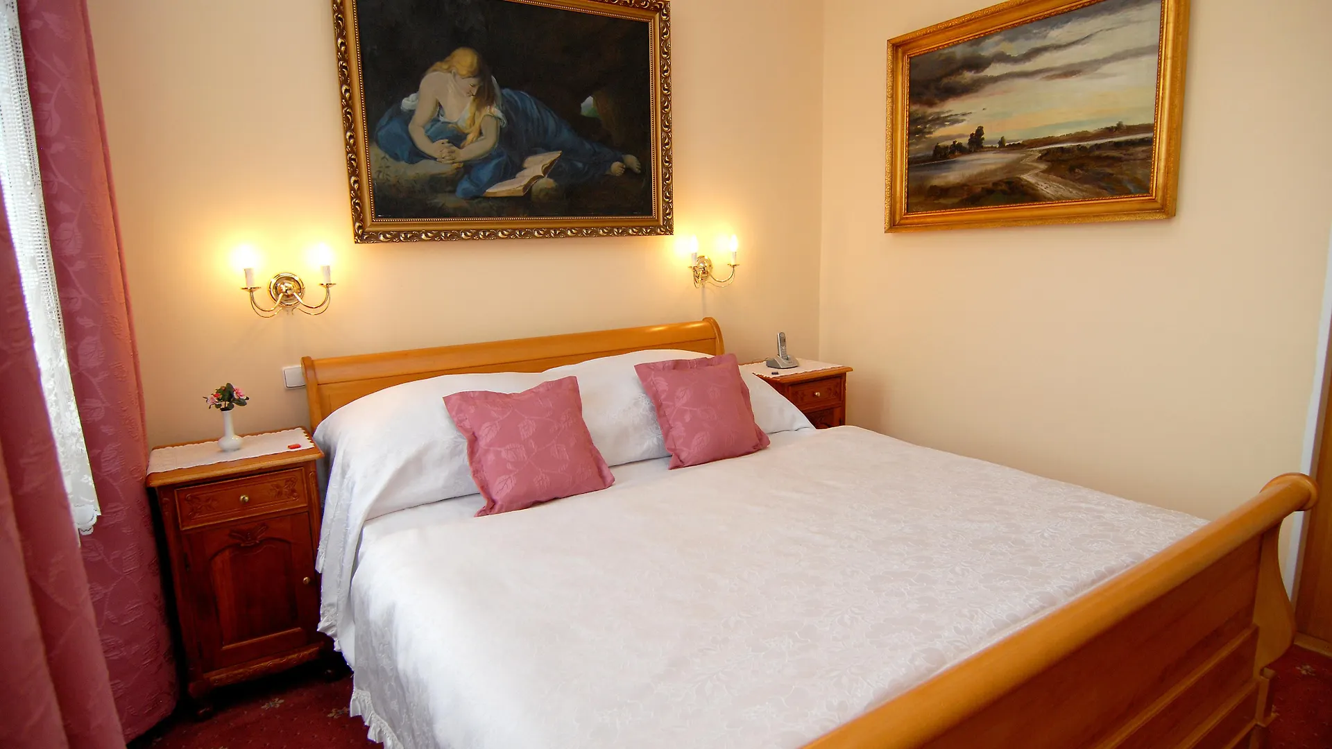 Hotel Opera Prague
