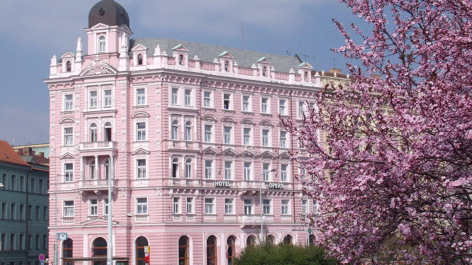 Hotel Opera Prague